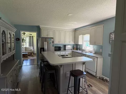 218 W Main St, Biscoe, NC 27209 photo 9