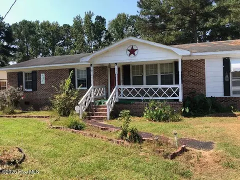 7712 Gardners School Rd, Saratoga, NC 27873