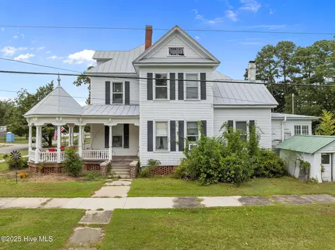 Exterior - 675 Second St, Ayden, NC 28513 photo 4 of 12