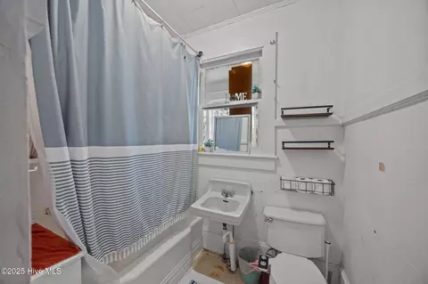 Bath - 675 Second St, Ayden, NC 28513 photo 2 of 2