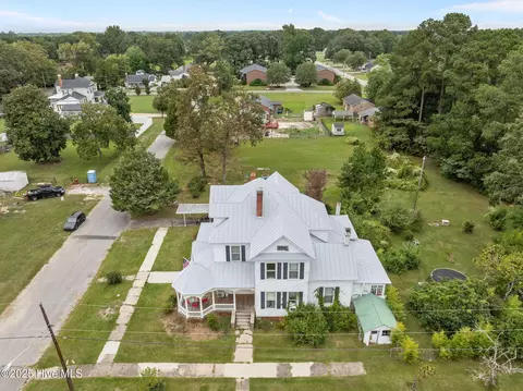 View/Area - 675 Second St, Ayden, NC 28513 photo 1 of 9