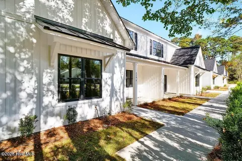 202 Beasley Rd UNIT A, Wilmington, NC 28409