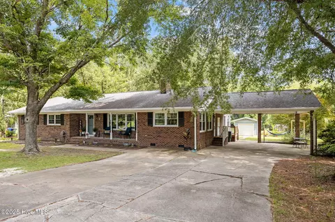 1810 Grace Ave, Greenville, NC 27834