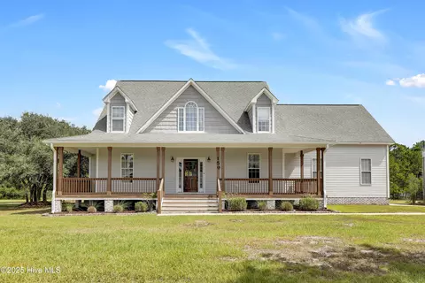 159 Graham Ln, Holly Ridge, NC 28445