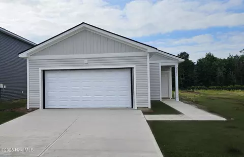 1073 High Tide St SE #29, Bolivia, NC 28422