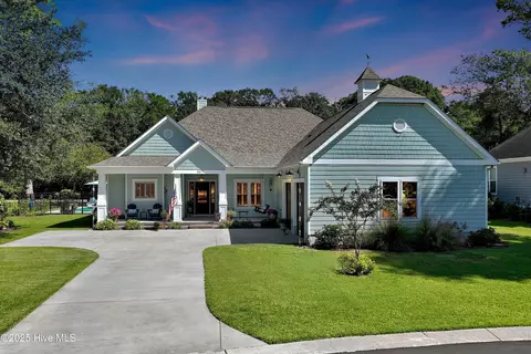 6177 Compass Ct, Southport, NC 28461