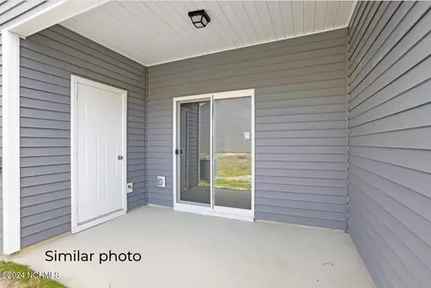 Exterior - 137 Loren Rd, Hubert, NC 28539 photo 1 of 2