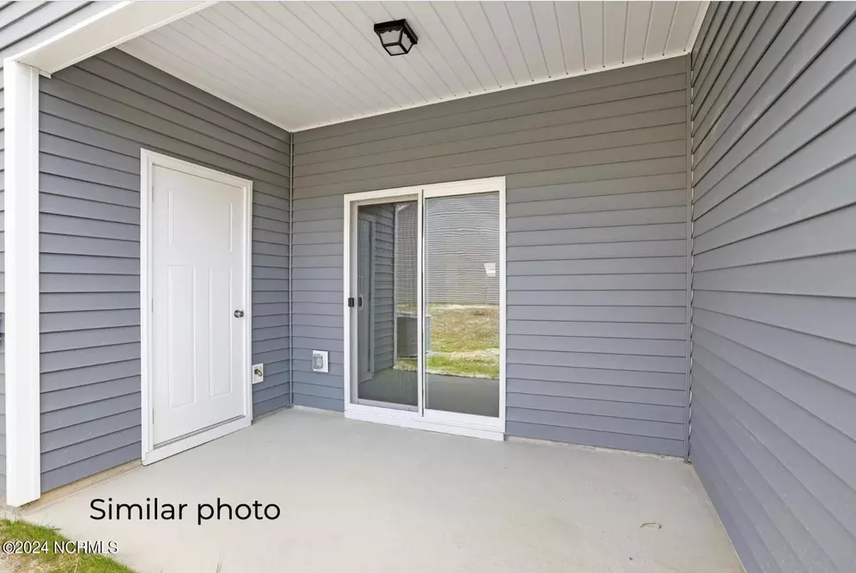 Exterior - 137 Loren Rd, Hubert, NC 28539 photo 1 of 2