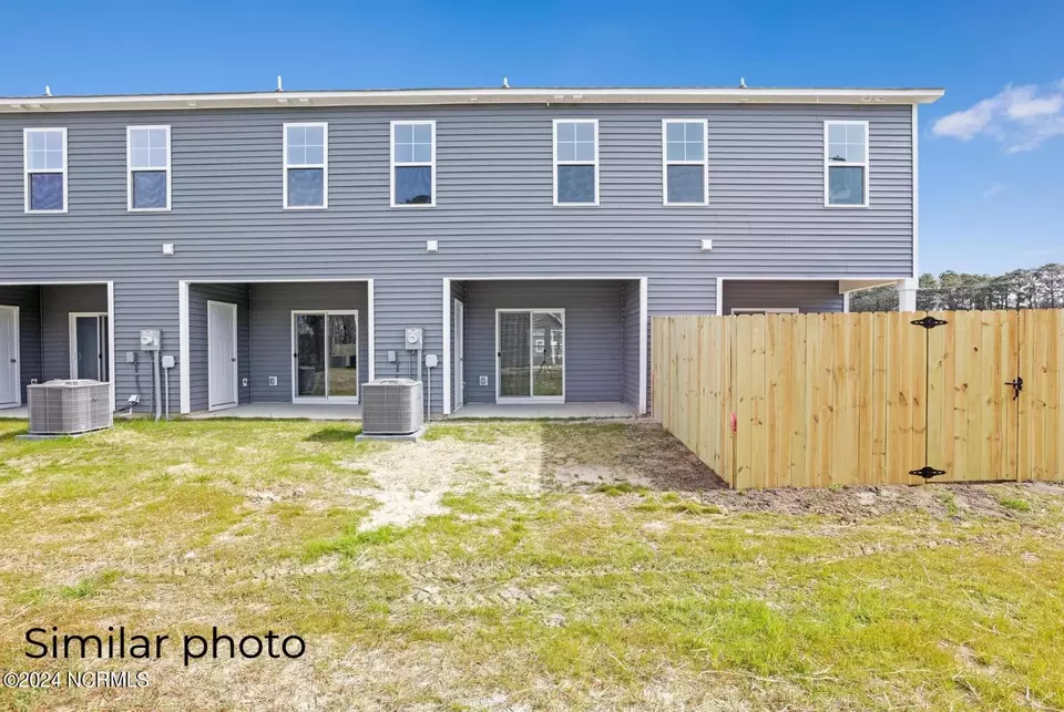 Exterior - 137 Loren Rd, Hubert, NC 28539 photo 2 of 2