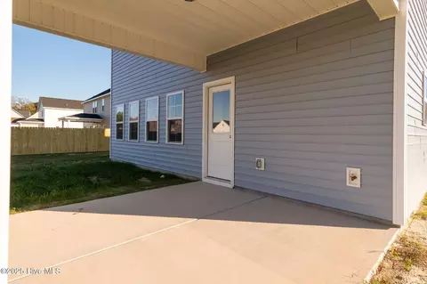 209 Shadow Grass Ct, Stella, NC 28582 photo 47