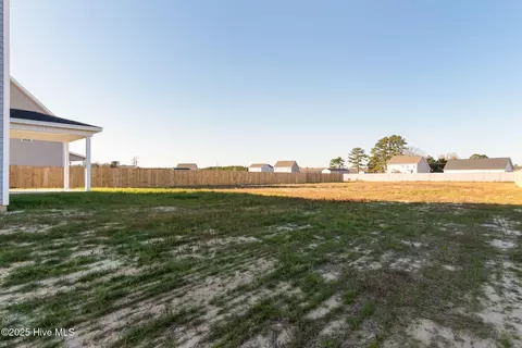 209 Shadow Grass Ct, Stella, NC 28582 photo 40