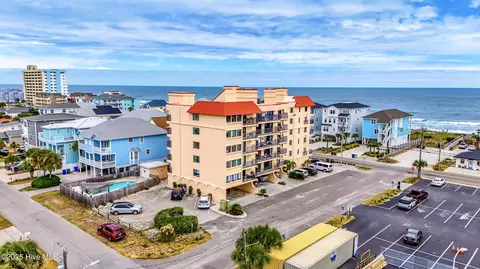 1518 S Lake Park Blvd #2E, Carolina Beach, NC 28428