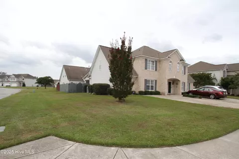 2116 Dovedale Dr #A, Greenville, NC 27834