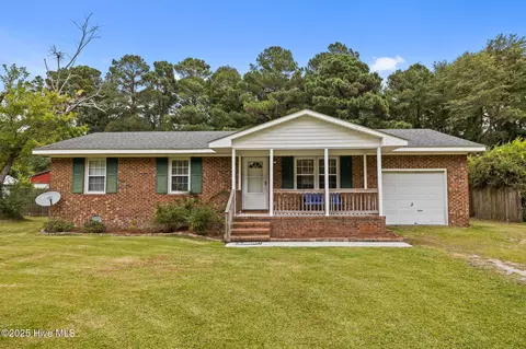 326 Russells Creek Rd, Beaufort, NC 28516