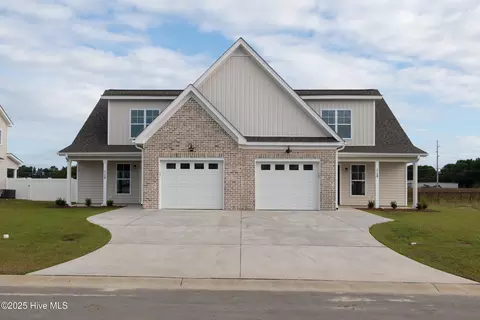 616 Abigail Taylor Dr #A, Greenville, NC 27834