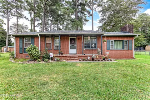 110 Ketner Blvd, Havelock, NC 28532