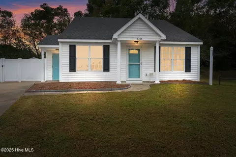 4745 Periwinkle Pl, Rocky Mount, NC 27804