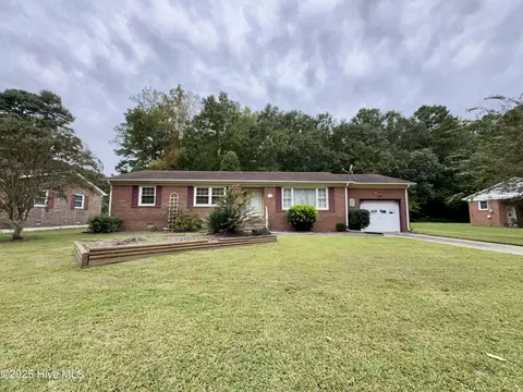 313 Brite Ave, Elizabeth City, NC 27909