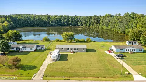 1204 Lakeside Dr, Elizabeth City, NC 27909