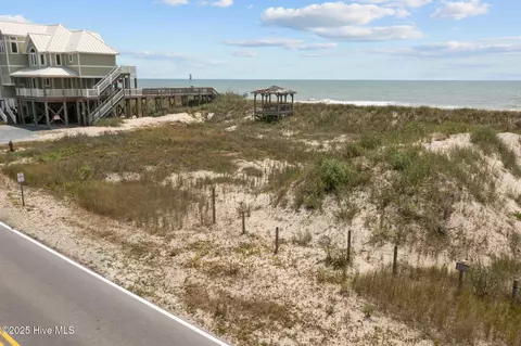 508 New River Inlet Rd, North Topsail Beach, NC 28460
