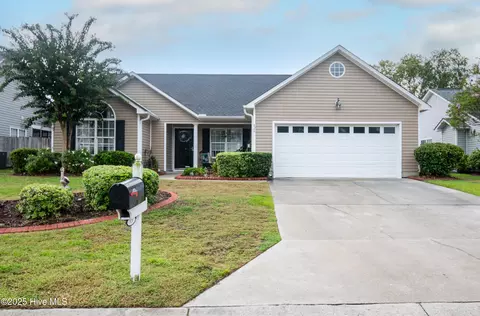 626 Hillside Dr, Wilmington, NC 28412