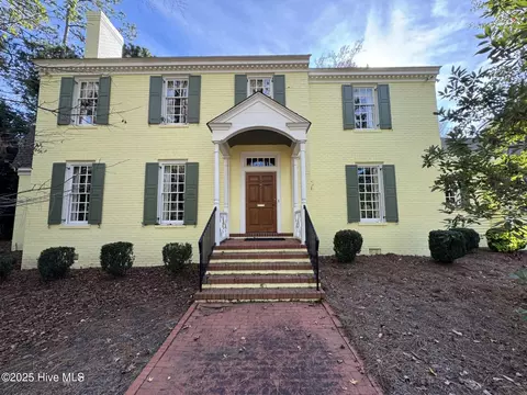 2302 Gillette Dr, Wilmington, NC 28403