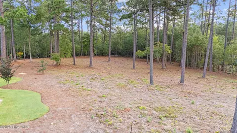 34 Elkton Dr, Pinehurst, NC 28374 photo 2