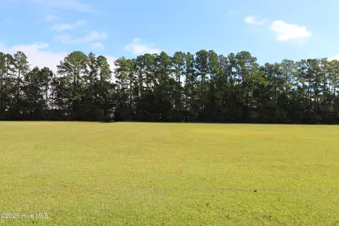 111 Waterway Rd, Havelock, NC 28532