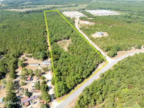 3 Greenlake Rd, Ellerbe, NC 28338