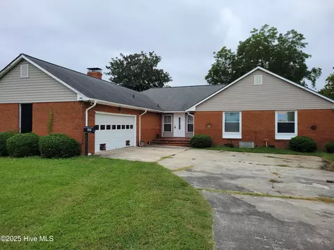 445 King St, Belhaven, NC 27810