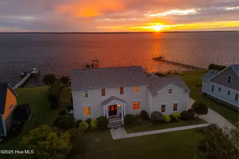 116 N Shore Dr, Merry Hill, NC 27957