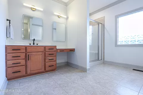 Bath - 130 National Dr, Pinehurst, NC 28374 photo 3 of 4