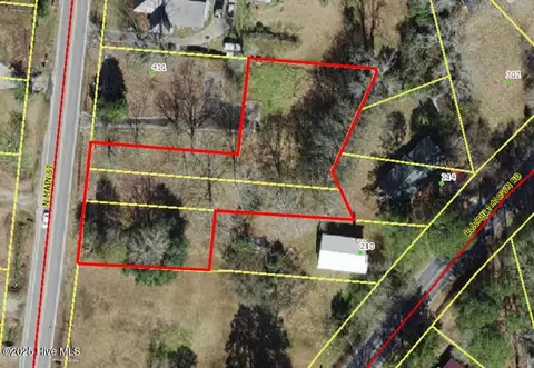 411 North Main Street, Bladenboro, NC 28320