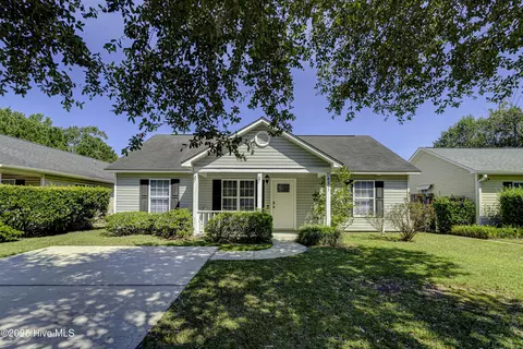 4217 Sunglow Dr, Wilmington, NC 28405