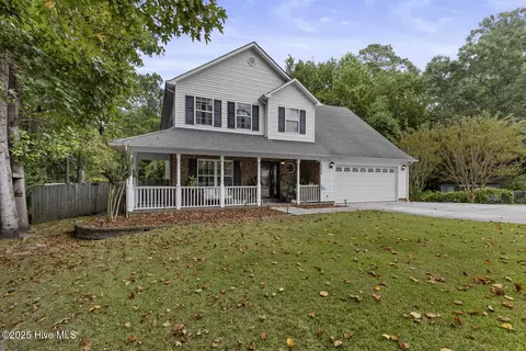 2228 Colony Plz, Jacksonville, NC 28546