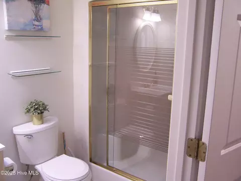 Bath - 90 Pinehurst Trace Dr, Pinehurst, NC 28374 photo 4 of 4