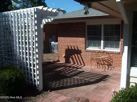 Exterior - 90 Pinehurst Trace Dr, Pinehurst, NC 28374 photo 6 of 8