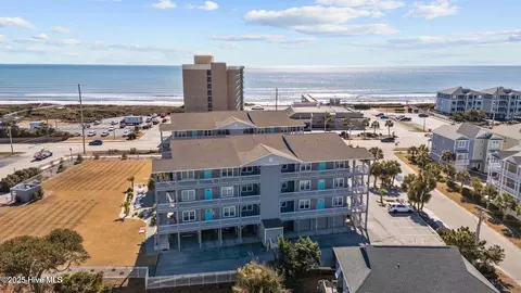 108 Pelican Dr #B, Atlantic Beach, NC 28512