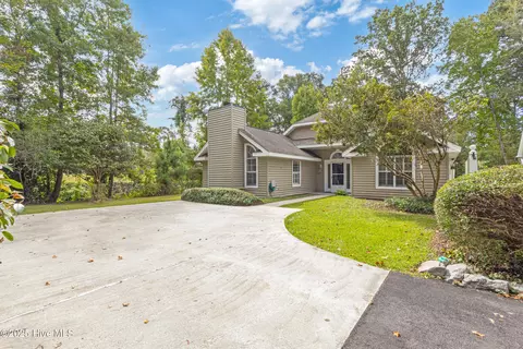 9 Court 3 Northwest Dr NW, Calabash, NC 28467