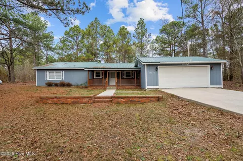30628 Hillcreek Rd, Wagram, NC 28396
