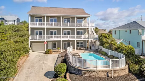 1608 Ocean Dr, Emerald Isle, NC 28594