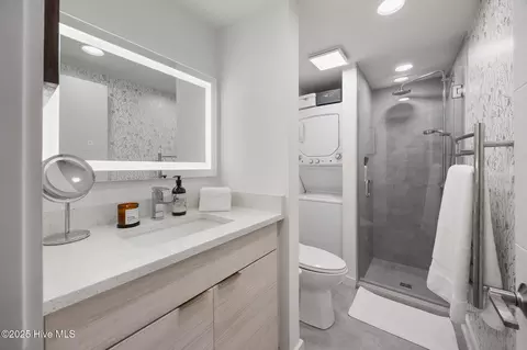 Bath - 85 Pine Valley Rd #38, Pinehurst, NC 28374 photo 1 of 2