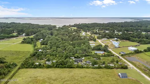Undisclosed, Beaufort, NC 28516