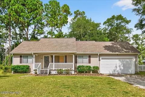 9060 Sea Ln SW, Sunset Beach, NC 28468