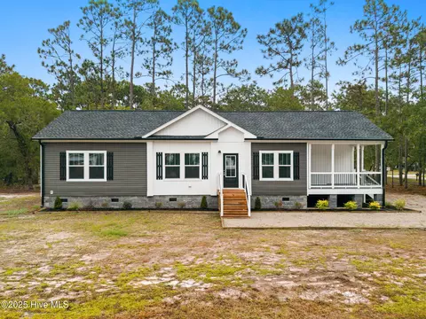 1601 Navajo Rd, Southport, NC 28461
