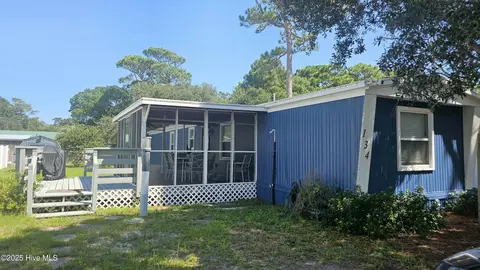 134 NE 71st St, Oak Island, NC 28465