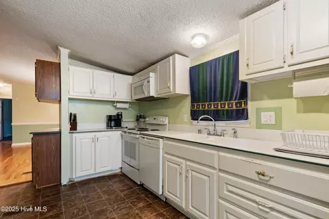 266 Morse Dr, Hubert, NC 28539 photo 24