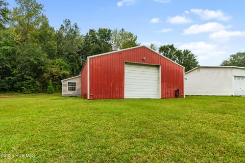 266 Morse Dr, Hubert, NC 28539 photo 5