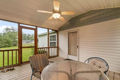 266 Morse Dr, Hubert, NC 28539 photo 33