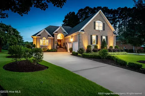 2000 Cornerstone Dr, Winterville, NC 28590